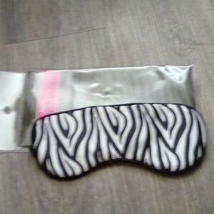 Zebra print sleep mask 🎭